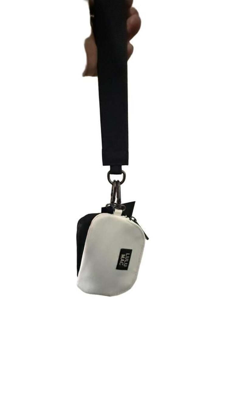 Lulu Mac Double Pouch Wristlet in Black and White